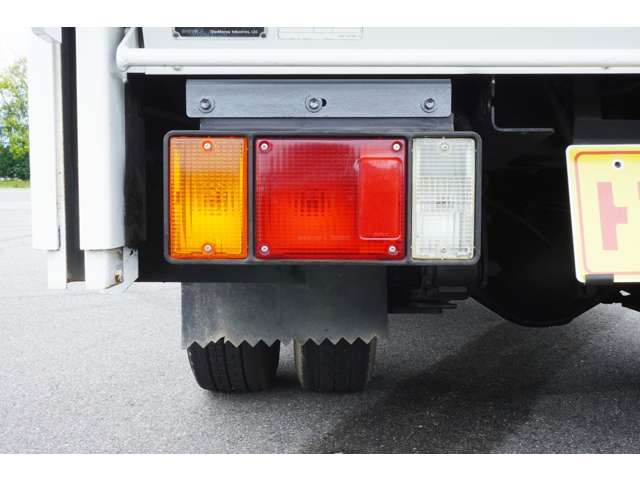 マツダ タイタン １．４５Ｔ H25年 (近畿) 99