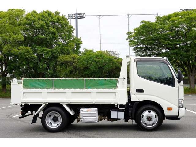 日野自動車 デュトロ ２Ｔ R2年 (近畿) 99