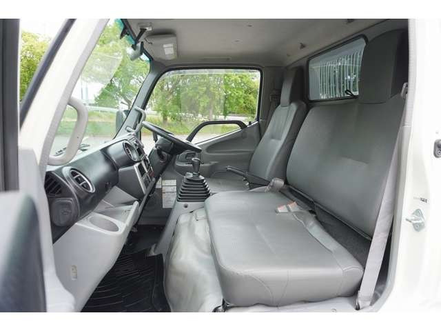 日野自動車 デュトロ ２Ｔ R2年 (近畿) 99