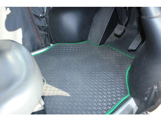 トヨタ コムス Ｂ－ＣＯＭ R1年 () 99