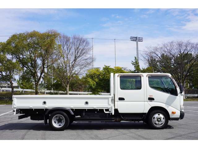 日野自動車 デュトロ ２Ｔ H27年 (近畿) 99