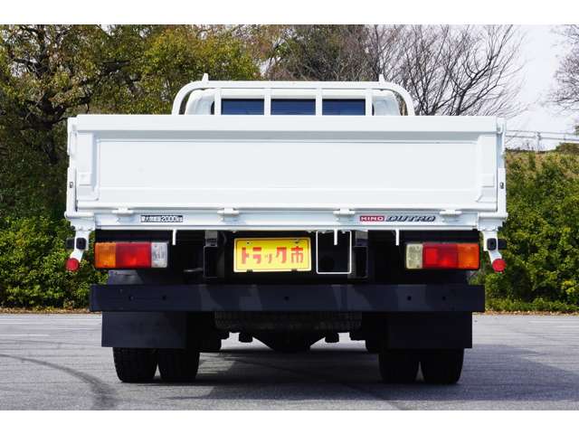 日野自動車 デュトロ ２Ｔ H27年 (近畿) 99