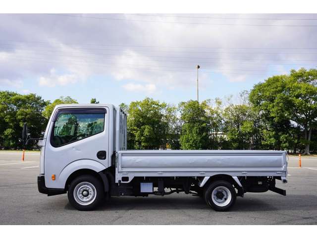 日産 アトラス １．５Ｔ H28年 (近畿) 99