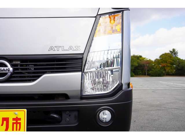 日産 アトラス １．５Ｔ H28年 (近畿) 99
