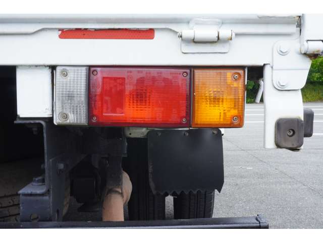 日産 アトラス １．２５Ｔ H29年 (近畿) 99