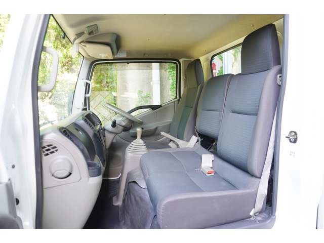 日産 アトラス １．４Ｔ H26年 (近畿) 99