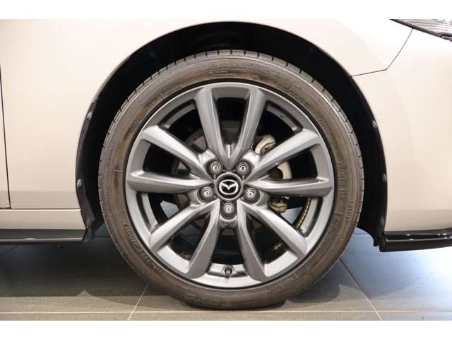 マツダ ＭＡＺＤＡ３　ファストバック ２．０ ２０Ｓ バーガンディ セレクション R4年 (近畿) 99