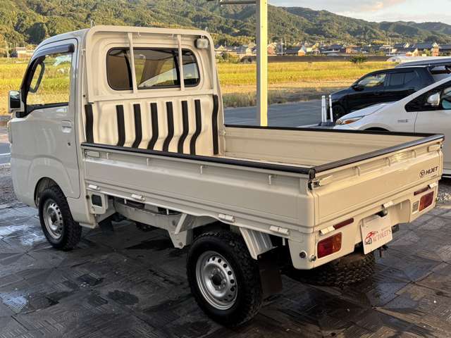 ダイハツ ハイゼットトラック ６６０ エクストラ ３方開 ４ＷＤ H26年 () 99