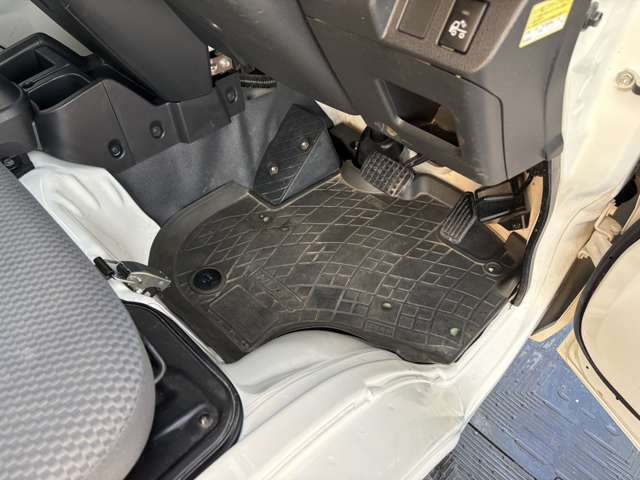ダイハツ ハイゼットトラック ６６０ エクストラ ３方開 ４ＷＤ H26年 () 99