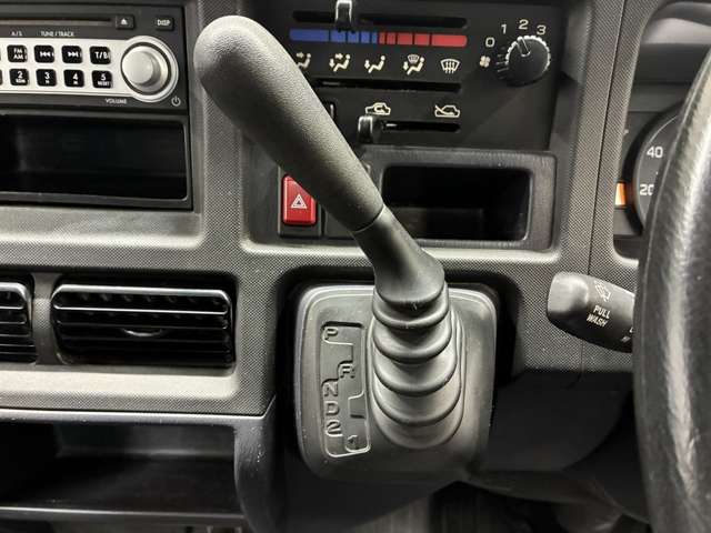 スバル サンバートラック ６６０ ＷＲブルー リミテッド 三方開 ４ＷＤ H23年 (東海) 99
