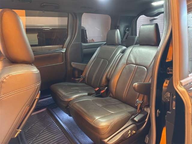 トヨタ ヴォクシー ２．０ ＺＳ H29年 (近畿) 99