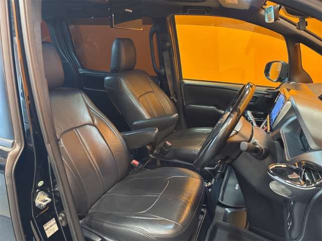 トヨタ ヴォクシー ２．０ ＺＳ H29年 (近畿) 99
