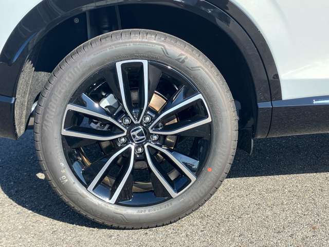 ホンダ ヴェゼル １．５ Ｅ：ＨＥＶ Ｚ プレイパッケージ R8年 (関東) 99