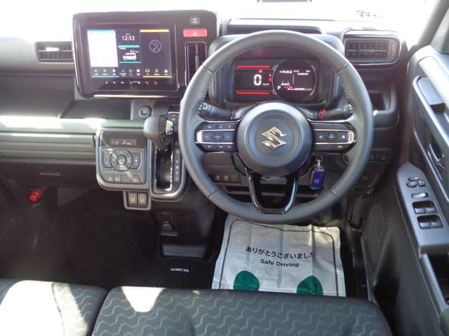 スズキ スペーシア ６６０ ギア ハイブリッド ＸＺ ４ＷＤ R7年 (関東) 99