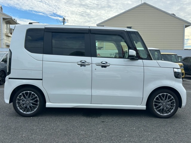 ホンダ Ｎ　ＢＯＸ カスタム ６６０ ターボ R6年 (九州・沖縄) 99