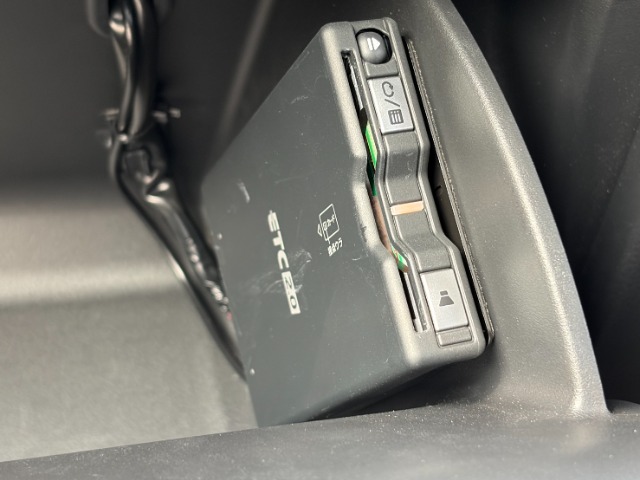 ホンダ ＣＲ−Ｖ ２．０ Ｅ：ＨＥＶ ＲＳ R8年 (九州・沖縄) 99