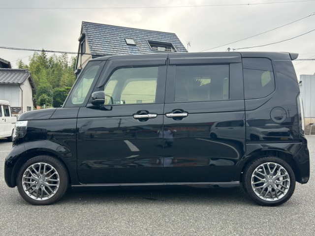ホンダ Ｎ　ＢＯＸ カスタム ６６０ ターボ R6年 (九州・沖縄) 99