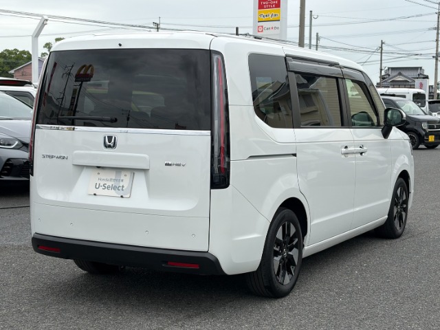 ホンダ ステップワゴン　ハイブリッド ２．０ Ｅ：ＨＥＶ エアー R5年 (九州・沖縄) 99