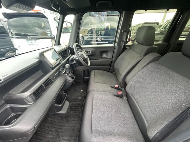 ホンダ Ｎ　ＢＯＸ カスタム ６６０ R6年 (九州・沖縄) 99
