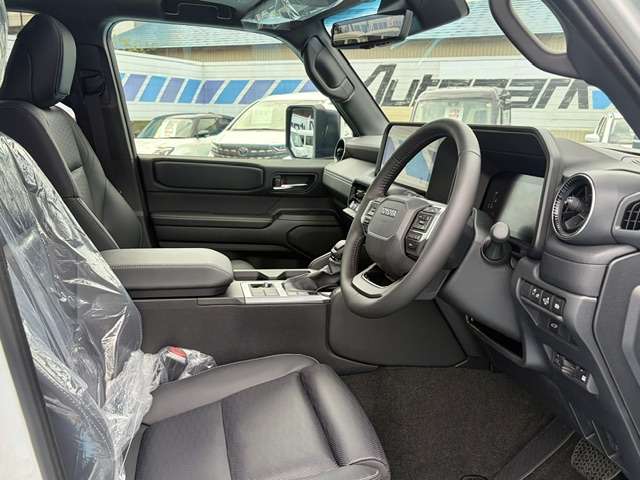 トヨタ ランドクルーザー２５０ ２．７ ＶＸ ４ＷＤ R8年 () 99