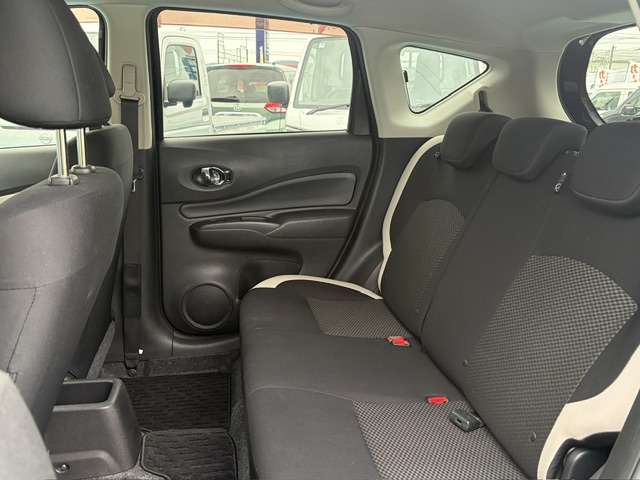 日産 ノート １．２ Ｅ－ＰＯＷＥＲ Ｘ H29年 (甲信越・北陸) 99