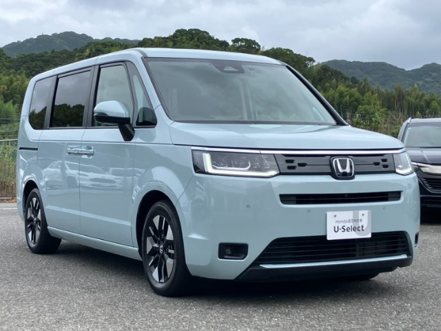 ホンダ ステップワゴン　ハイブリッド ２．０ Ｅ：ＨＥＶ エアー R5年 (九州・沖縄) 99