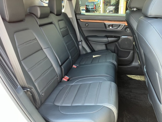ホンダ ＣＲ－Ｖ ２．０ Ｅ：ＨＥＶ ＥＸ マスターピース R2年 (九州・沖縄) 99