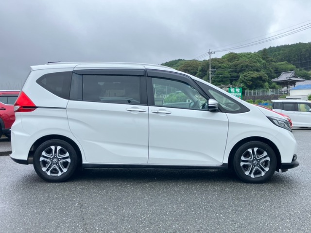 ホンダ フリード １．５ クロスター ホンダセンシング R3年 (九州・沖縄) 99