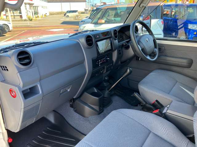 トヨタ ランドクルーザーバン ４．０ ４ＷＤ H27年 (甲信越・北陸) 99
