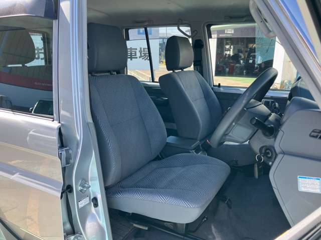 トヨタ ランドクルーザーバン ４．０ ４ＷＤ H27年 (甲信越・北陸) 99