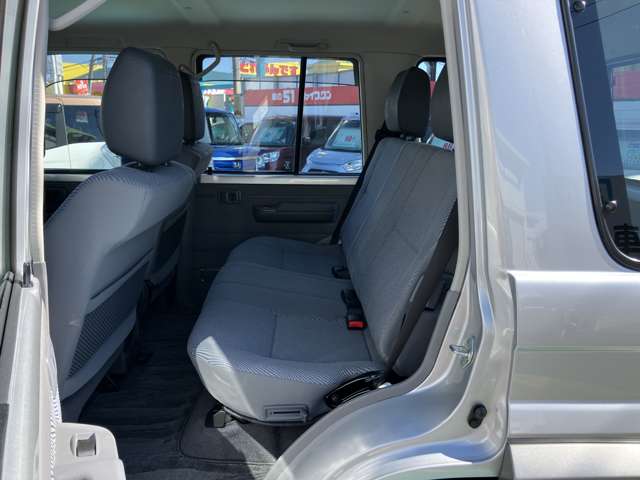 トヨタ ランドクルーザーバン ４．０ ４ＷＤ H27年 (甲信越・北陸) 99