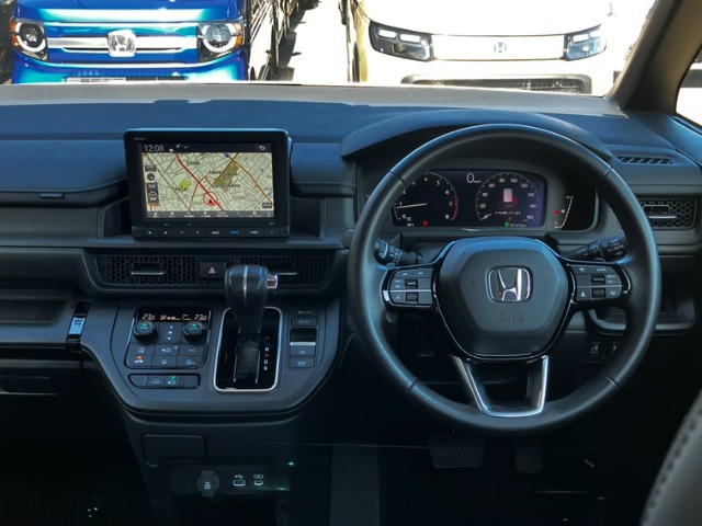 ホンダ ステップワゴン １．５ スパーダ 車イス仕様車 ２列目３列目乗車タイプ R4年 (九州・沖縄) 99