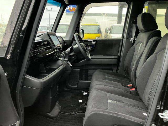 ホンダ Ｎ　ＢＯＸ カスタム ６６０ Ｌ R5年 (九州・沖縄) 99