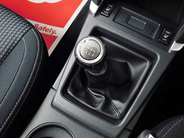 スバル フォレスター ２．０Ｉ－Ｌ ４ＷＤ H29年 (東海) 99