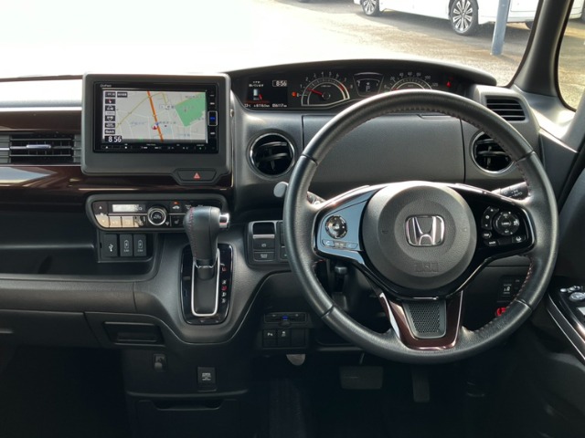 ホンダ Ｎ　ＢＯＸ カスタム ６６０ Ｌ ターボ コーディネートスタイル R4年 (九州・沖縄) 99