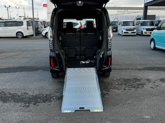ホンダ Ｎ　ＢＯＸ カスタム ６６０ Ｌ スロープ R4年 (九州・沖縄) 99