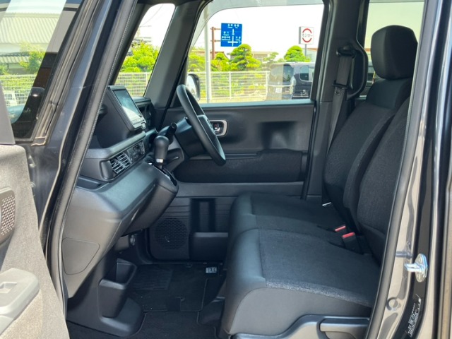 ホンダ Ｎ　ＢＯＸ カスタム ６６０ R7年 (九州・沖縄) 99