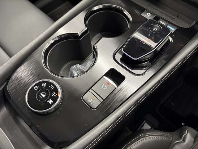 日産 エクストレイル １．５ Ｇ Ｅ－４ＯＲＣＥ ４ＷＤ R4年 (東海) 99