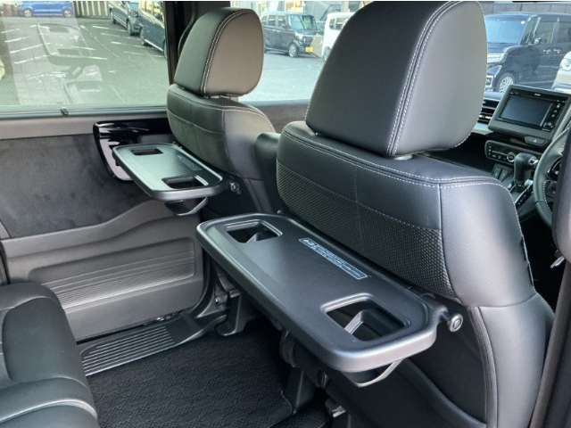 ホンダ Ｎ　ＢＯＸ カスタム ６６０ Ｌ ターボ R5年 (九州・沖縄) 99