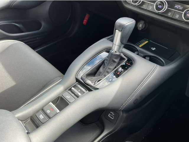 ホンダ ＺＲ−Ｖ １．５ Ｘ R5年 (九州・沖縄) 99