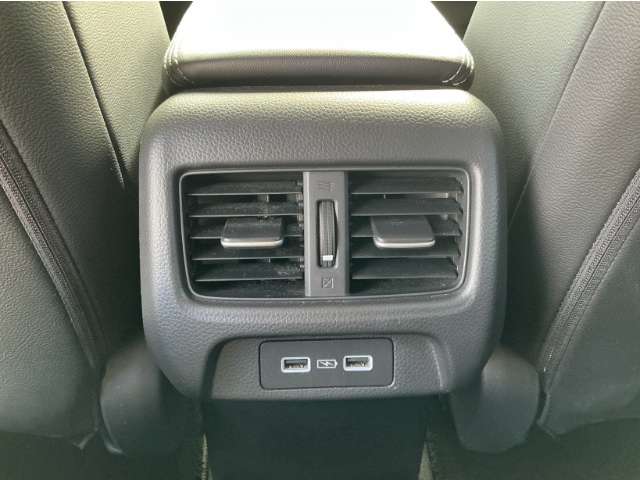 ホンダ ＺＲ−Ｖ １．５ Ｘ R5年 (九州・沖縄) 99