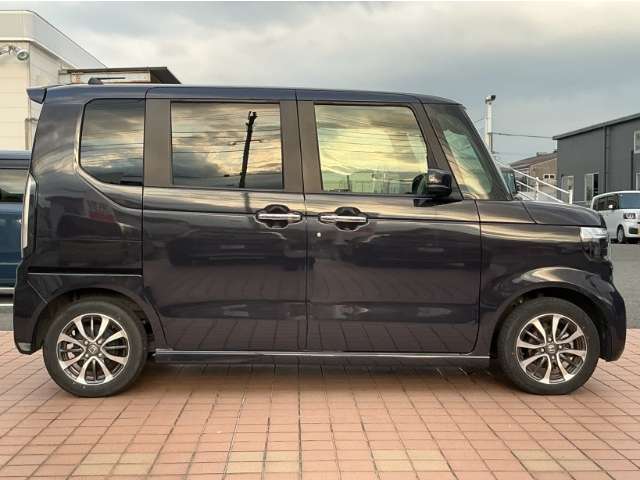 ホンダ Ｎ　ＢＯＸ カスタム ６６０ R6年 (九州・沖縄) 99