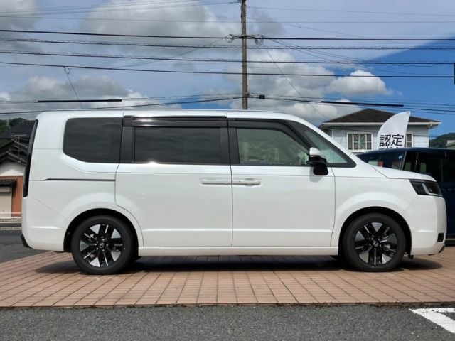 ホンダ ステップワゴン　ハイブリッド ２．０ Ｅ：ＨＥＶ エアー ＥＸ R7年 (九州・沖縄) 99