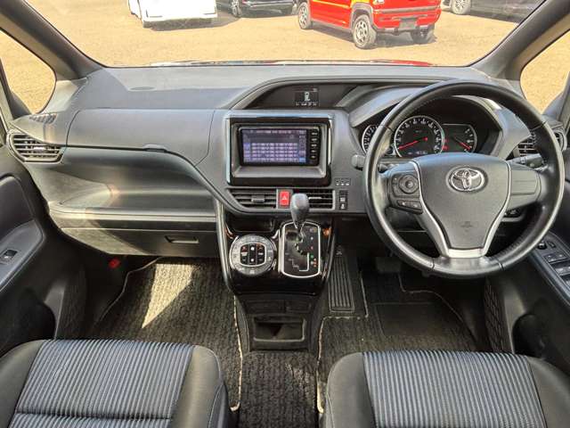トヨタ ヴォクシー ２．０ ＺＳ 煌ＩＩ H29年 () 99