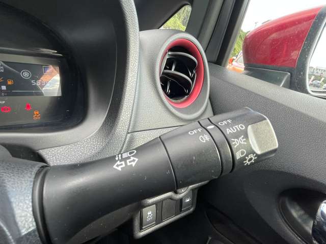 日産 ノート １．２ Ｅ－ＰＯＷＥＲ ＮＩＳＭＯ H30年 () 99
