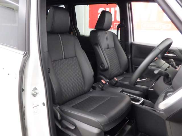 トヨタ ノア １．８ ハイブリッド Ｓ－Ｚ Ｅ－ＦＯＵＲ ４ＷＤ R7年 (東北) 99