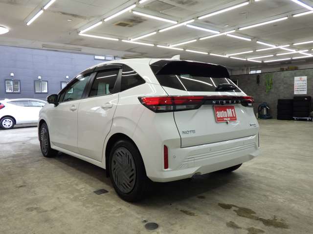 日産 ノート １．２ Ｘ ＦＯＵＲ ４ＷＤ R7年 (東北) 99