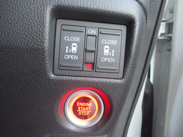ホンダ Ｎ　ＢＯＸ カスタム ６６０ Ｌ ターボ スタイルプラス ブラック R5年 (関東) 99