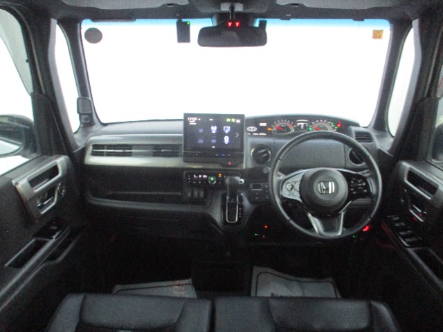 ホンダ Ｎ　ＢＯＸ カスタム ６６０ Ｌ ターボ スタイルプラス ブラック R5年 (関東) 99