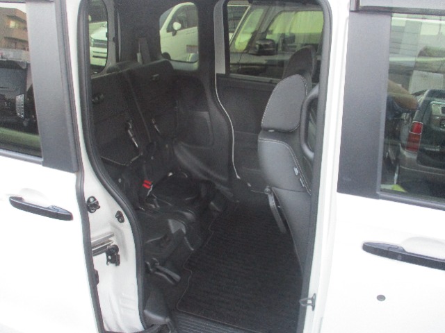 ホンダ Ｎ　ＢＯＸ カスタム ６６０ Ｌ ターボ スタイルプラス ブラック R5年 (関東) 99